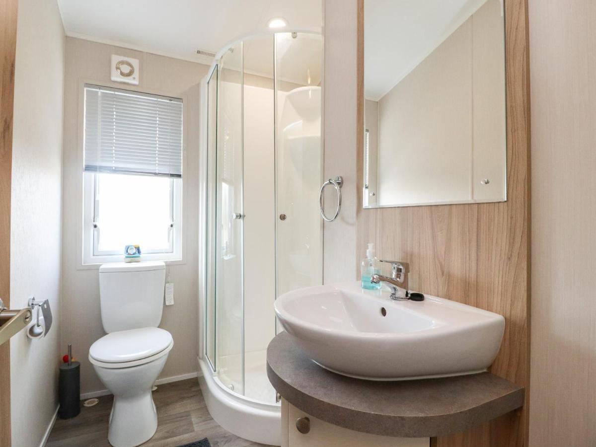 Rosella 38 Villa Моркамб Екстериор снимка